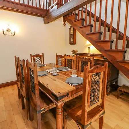 The Old Byre 4*